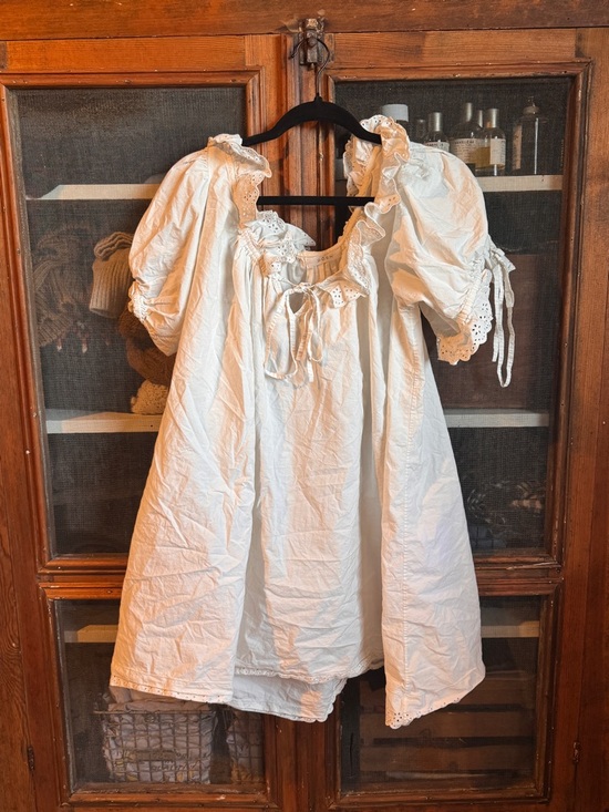 Doen Dresses & Skirts - Doen White Eyelet Puff Sleeve Mini Dress